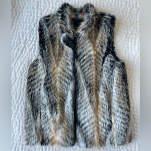 Chic Sophistication: Donna Salyers Faux Fur Vest from Neiman Marcus Size Small